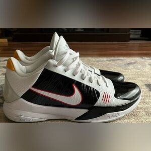 Kobe 5 Protro Bruce Lee Alternate Sz 9.5